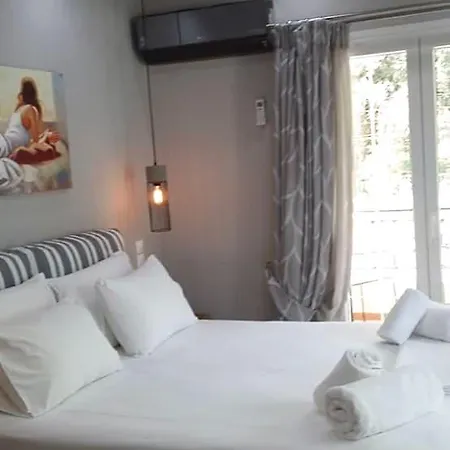 Katsenos Apartament Nikiana