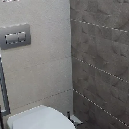 Katsenos Apartament