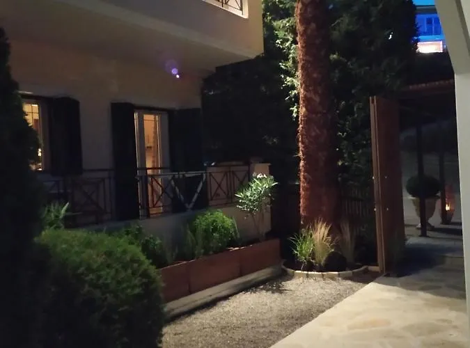 Katsenos Lejlighed Nikiana