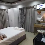 Apartament Katsenos *
