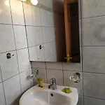 Apartament Katsenos *