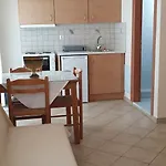 Katsenos Apartament