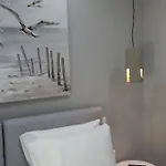 Katsenos *