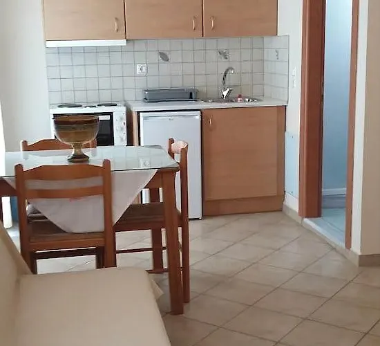 Katsenos Apartment